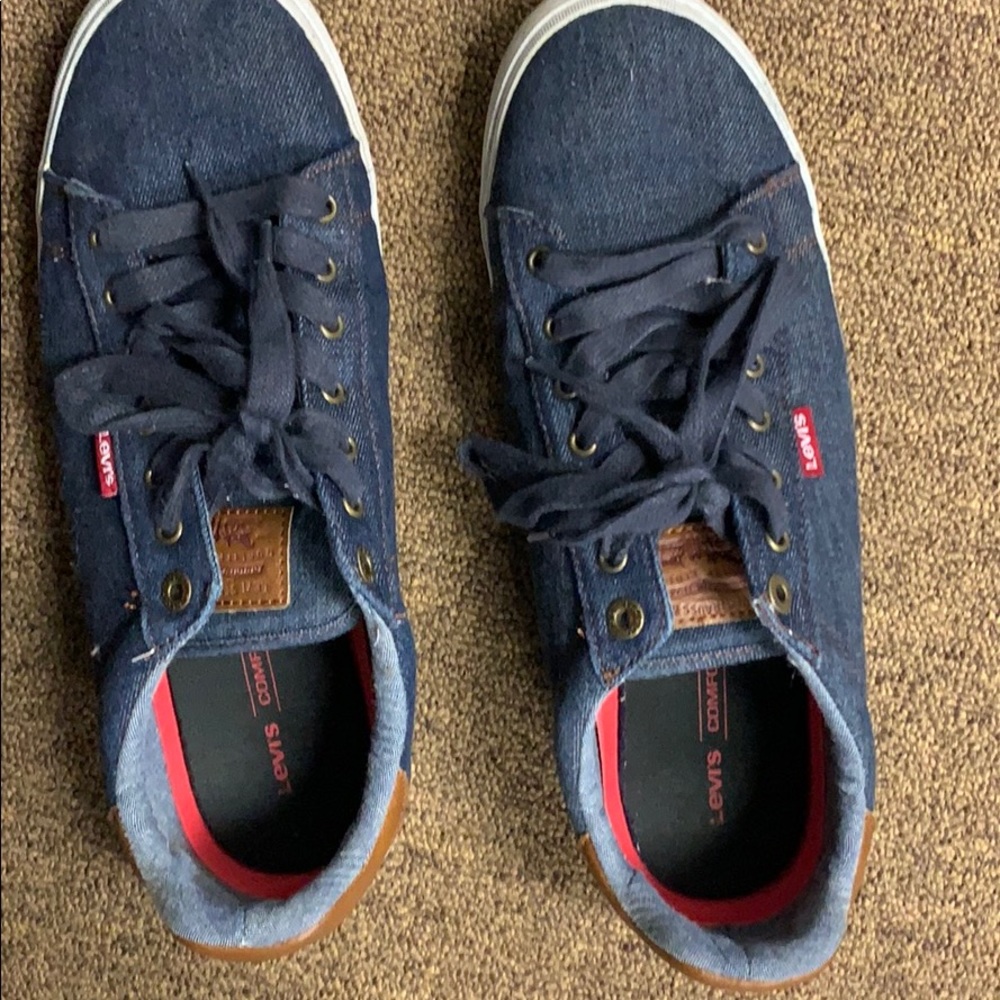 Levi’s shoes